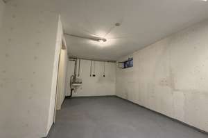Bedarfsgerechtes, weil vielseitig konfigurierbares Reihenhaus in ruhiger Lage von Rbg.-Burgweinting – Käthe-Dorsch-Weg 12, 93055 Burgweinting-Harting, Regensburg – Vorschaubild 12