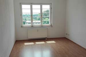 **Gemütliche 2-RWG - Laminat - Tageslicht-Bad mit Wanne  - Balkon ** WE 11** – Kirschbergstraße  49, 4159 Möckern, Leipzig – Vorschaubild 2
