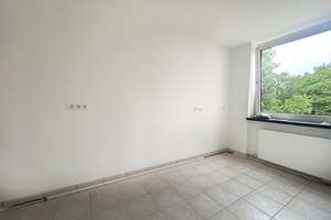 PROVISIONSFREI - Frisch sanierte Eigentumswohnung mit Balkon und Garage in Bielefeld – Baumheide 33, 33609 Heepen, Bielefeld – Vorschaubild 9