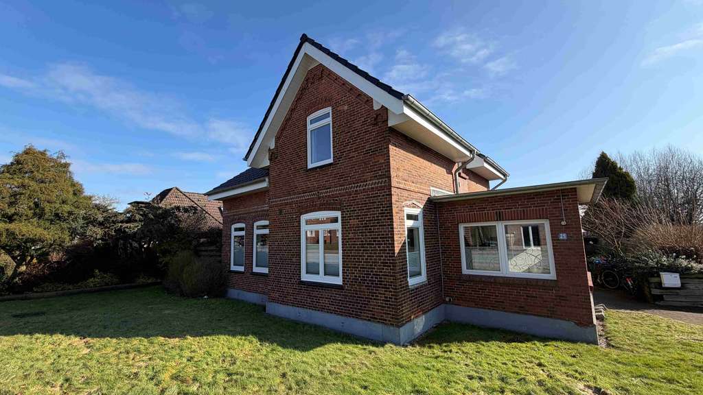 Immobilie in Engelbrechtsche Wildnis - Charmantes Einfamilienhaus mit großzügigem Raumangebot in Glückstadt - Bild 0