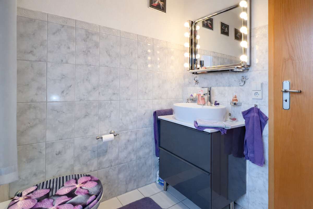 Immobilie in Lauben - Tolles Einfamilienhaus mit Pool in Lauben bei Memmingen! - Bild 9