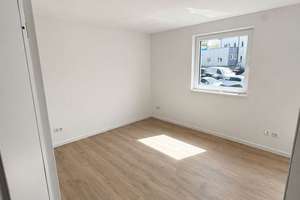 Helle 3 Zimmer Wohnung im 1. OG mit Balkon in Solingen-Gräfrath – Obenflachsberg 109, 42653 Gräfrath, Solingen – Vorschaubild 11