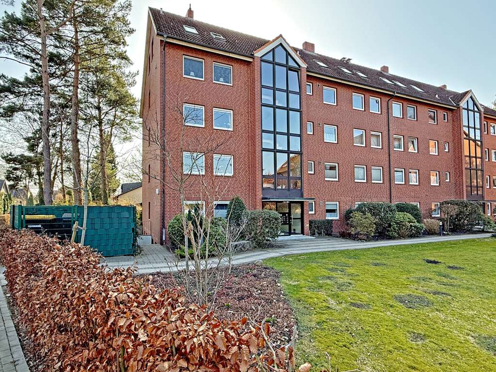 Immobilie in Quickborn - Renovierungsbedürftige 4-Zimmer-Eigentumswohnung zum Kauf in Quickborn - Wentzel Dr - Bild 3