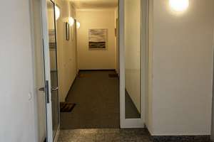 Wohnen mit Charakter: 1-Zi-Whg. in Nymphenburg-behindertengerecht-ohne Makler!!! – Wotanstraße 105, 80639 Nymphenburg, München – Vorschaubild 7