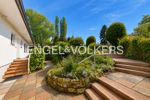 Charmantes Zweifamilienhaus mit großem Grundstück, Gartenidylle und vielfältigen Nutzungsmöglichkeit – Die vollständige Adresse der Immobilie erhältst du vom Anbieter., 65207 Auringen, Wiesbaden – Vorschaubild 23