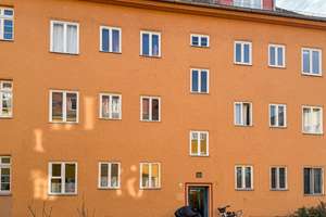 Sanierungsbedürftige Eigentumswohnung Reinickendorf – Die vollständige Adresse der Immobilie erhältst du vom Anbieter., 13407 Reinickendorf (Ortsteil), Berlin – Vorschaubild 2