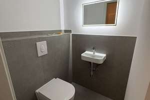 Frisch renovierte 3,5-Zimmer-Erdgeschosswohnung mit Terrasse, Gäste-WC und neuer Einbauküche – Ritter-Gebhard-Straße 37a, 38229 Gebhardshagen, Salzgitter – Vorschaubild 4