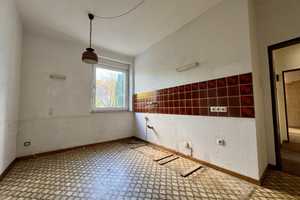 Sanierungsbedürftiges 2 bis 3 Fam.-Haus am Schmölderpark * Top-Lage * schöner Garten * sofort frei * – Mönchengladbach – Vorschaubild 9