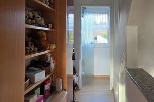 Familien aufgepasst! Doppelhaushälfte übereinander, Option auf 4-5 Zimmer – Die vollständige Adresse der Immobilie erhältst du vom Anbieter., 50999 Sürth, Köln – Vorschaubild 23