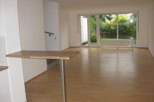 Toplage am Steinberg:  5-Zimmer-Reihenhaus mit gehobener Innenausstattung in Hofheim am Taunus – Im Langgewann 49, 65719 Main-Taunus-Kreis – Vorschaubild 1