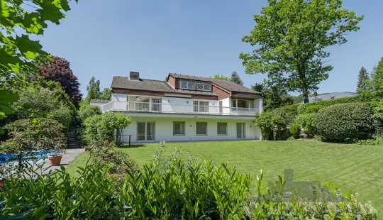 Bild von Villa in begehrter Lage auf parkähnlichem Grundstück - provisionsfrei