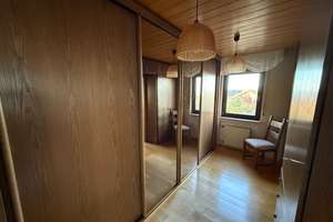Selten großzügig u. komfortabel! Extravag. EFH m. 330 m² Wohnfl. u. 8,8 Ar Grdst. in idyll. Lage! – Die vollständige Adresse der Immobilie erhältst du vom Anbieter., 72664 Kohlberg – Vorschaubild 23