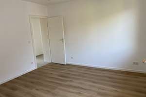 Erstbezug nach umfangreicher Sanierung: 4-Zi. Wohnung mit Balkon – Die vollständige Adresse der Immobilie erhältst du vom Anbieter., 40470 Rath, Düsseldorf – Vorschaubild 7