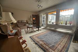 Charmanter Winkelbungalow in Oberdürrbach – Plana-Einbauküche, Terrasse, Garage & Stellplatz – Die vollständige Adresse der Immobilie erhältst du vom Anbieter., 97080 Dürrbachtal, Würzburg – Vorschaubild 7