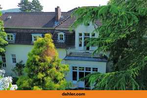 Zweigeschossige spätklassizistische Villa in Niederdollendorf – Rhein-Sieg-Kreis – Vorschaubild 1