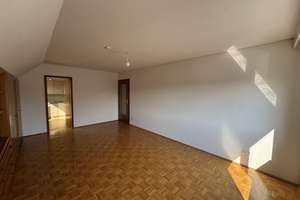 Helle, geräumige und frisch sanierte 2,5 Zimmer-Dachgeschosswohnung – Uhlandstraße 1, 92637 Hammerweg, Weiden in der Oberpfalz – Vorschaubild 11
