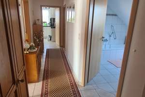 Lichtdurchflutete Dachgeschosswohnung mit zwei Balkonen, Keller und Stellplatz – Günter-Hartenstein-Straße 6, 34537 Bad Wildungen – Vorschaubild 16