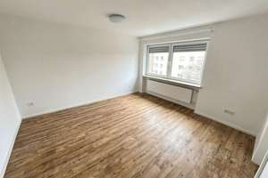 Modern sanierte 2-Zimmer-Wohnung in ruhiger Lage am Kuhsee – Die vollständige Adresse der Immobilie erhältst du vom Anbieter., 86163 Hochzoll-Süd, Augsburg – Vorschaubild 3
