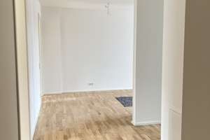 Stilaltbau - moderne 3-Zi. Wohnung mit Wohnküche und großem Balkon - WG geeignet – Tegernseer Landstraße 141, 81539 Obergiesing, München – Vorschaubild 7