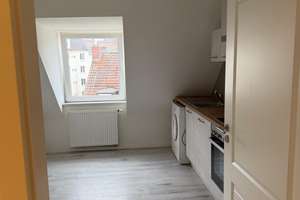 Helle 3-Zimmer-Dachgeschosswohnung – Kernsaniert & mit Einbauküche – Blumenauer Straße 9, 30449 Linden-Mitte, Hannover – Vorschaubild 5