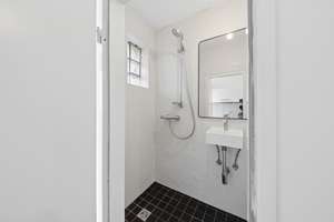 Property thumbnail 16