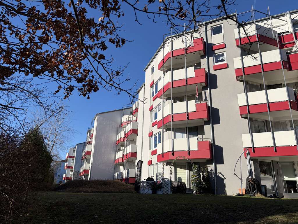 Immobilie in Homburg - Freundliche 1-Zimmer-EG-Wohnung mit Terrasse und EBK in Homburg Erbach - Bild 0