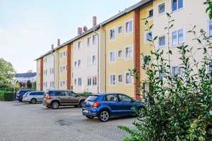 3-Zimmer-Wohnung mit zentraler Anbindung // 1.OG links – Reislinger Str. 9, 38446 Wolfsburg – Vorschaubild 2