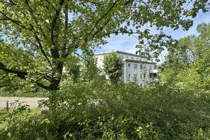 Sofort bezugsfrei – Einziehen wie im Neubau, sonniger Balkon & TG in ruhiger Lage