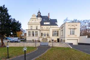 Herrschaftliche Büro Villa mit Einliegerwohnung in Gohlis