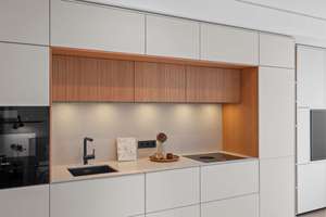Design trifft Hafenflair: Exklusives, vollmöbliertes Apartment mit Sonnenbalkon und Hafenblick – Die vollständige Adresse der Immobilie erhältst du vom Anbieter., 20457 HafenCity, Hamburg – Vorschaubild 11