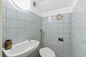 Luxuriöses 1-2 Familienhaus mit Garten, Garage und Top-Ausstattung – Die vollständige Adresse der Immobilie erhältst du vom Anbieter., 47495 Rheinberg – Vorschaubild 33