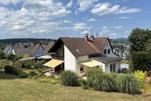 Modernes Wohnen in Siegen-Geisweid: Top- Grundstück mit Weitblick, 2 Garagen & Carport. – Die vollständige Adresse der Immobilie erhältst du vom Anbieter., 57078 Geisweid, Siegen – Vorschaubild 28