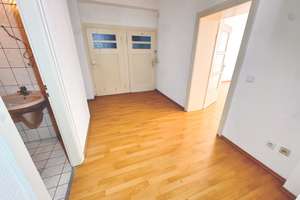Provisionsfrei – Freie und gepflegte 6-Zimmer-Wohnung in Nürnberg – Landgrabenstraße 19, 90443 Steinbühl, Nürnberg – Vorschaubild 20