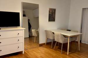 Voll möblierte Wohnung in Bestlage am Herzogspark – ab 15.09. bezugsfrei