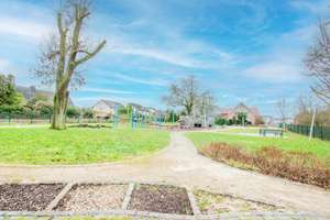 Property thumbnail 12