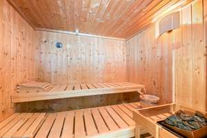 Vielseitig wohnen: modernisierter Bungalow mit Sauna, Kamin, Terrasse &amp; Einlieger-/Gewerbeoption – Die vollständige Adresse der Immobilie erhältst du vom Anbieter., 71111 Waldenbuch – Vorschaubild 18