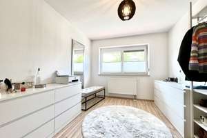 HOCHWERTIGES REIHENENDHAUS MIT GARTEN UND ÜBERDACHTER TERRASSE - PV-ANLAGE - GARAGE - FERNWÄRME – Burgkirchnerstraße 119, 84489 Burghausen – Vorschaubild 16