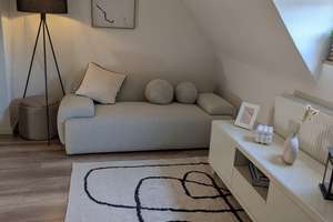 Liebevoll möblierte all-inclusive Pendlerwohnung | Einziehen & sofort wohlfühlen | Derendorf – Ulmenstraße 202, 40468 Derendorf, Düsseldorf – Vorschaubild 2