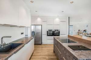 LUXURIÖSES UNIKAT Architektenhaus mit idyllischer Aussicht – Die vollständige Adresse der Immobilie erhältst du vom Anbieter., 74078 Frankenbach, Heilbronn – Vorschaubild 7