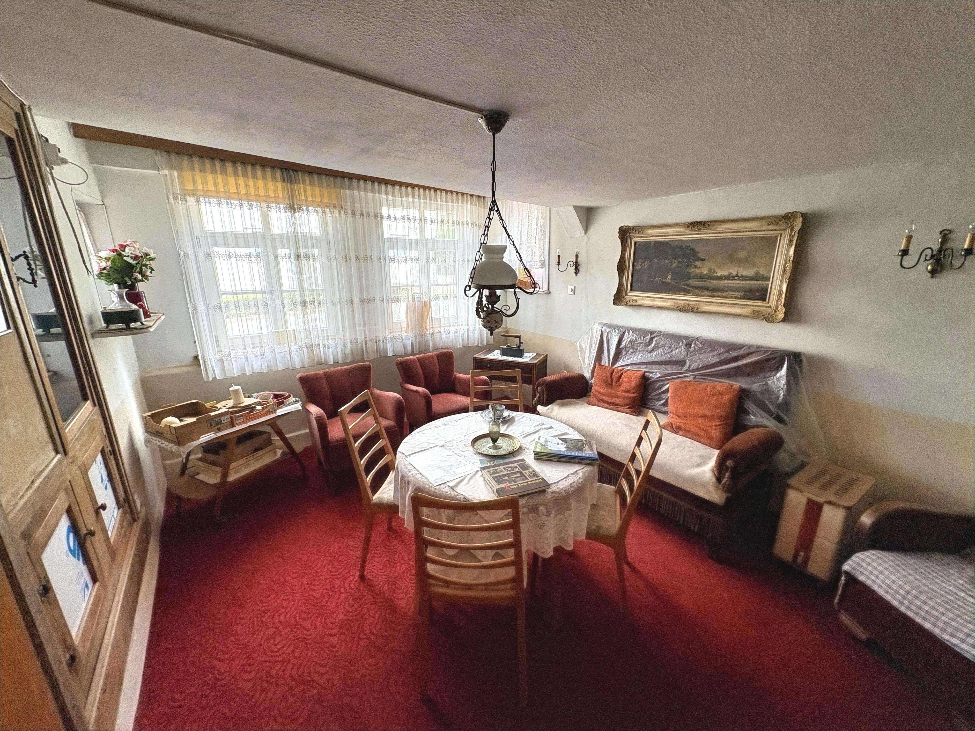 Immobilie in Barntrup - Historisches Vierständer-Dielenhaus mit außergewöhnlicher Substanz im Herzen von Barntrup - Bild 0