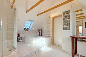 Property thumbnail 26