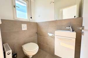 Gepflegtes Freistehendes  Einfamilienhaus mit Anliegerwohnung, Gartenidylle, Terrasse und Garage – Die vollständige Adresse der Immobilie erhältst du vom Anbieter., 42655 Burg/Höhscheid, Solingen – Vorschaubild 11