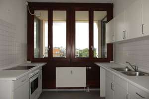 WBS-pflichtiges Familien-Apartment mit Balkon, Wannenbad und Gäste WC - NUR mit WBS! – Janusz-Korczak-Straße 18, 12627 Hellersdorf, Berlin – Vorschaubild 6