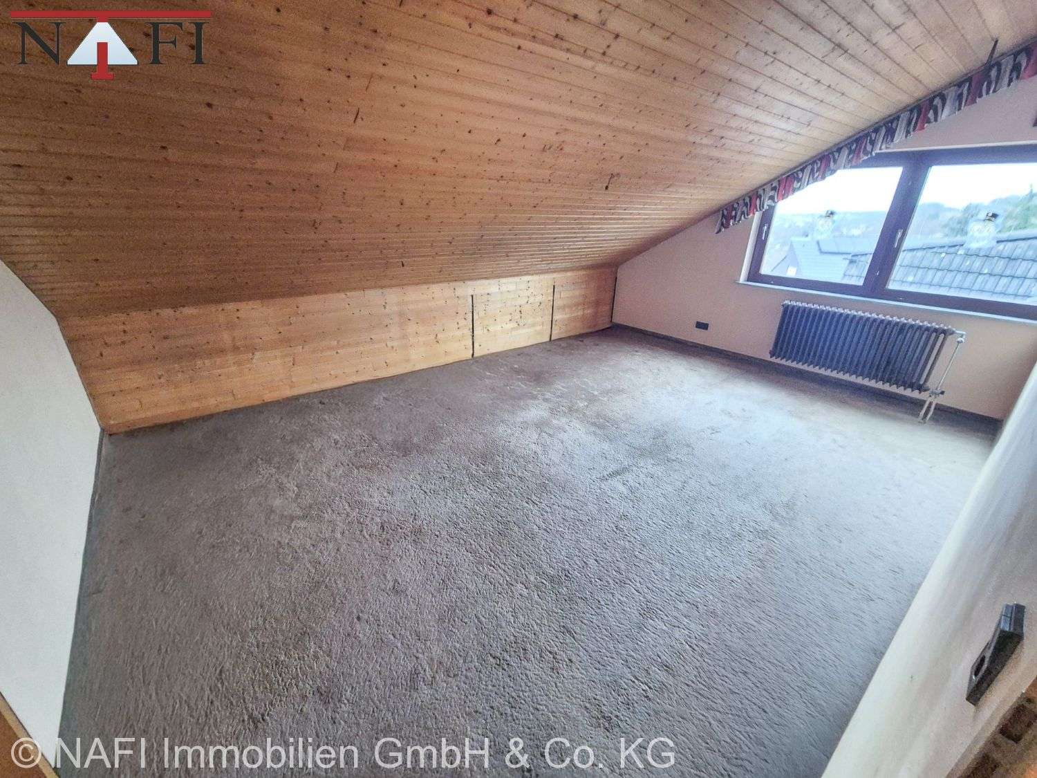 Immobilie in Uhingen - PLATZWUNDER, großzügiges Einfamilienhaus mit Einliegerwohnung und toller Aussicht - Bild 5