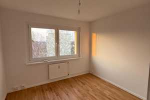4 Zimmer - hell - moderner Standard - ab sofort – Baikalplatz 6, 16321 Barnim (Kreis) – Vorschaubild 6