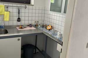 Gepflegte Wohnung mit Balkon und separater Küche Zentral in Aachen.  – Eifelstrasse 35, 52068 Aachen – Vorschaubild 4