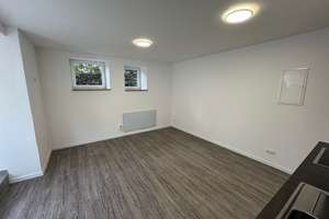 2-Zimmer-Wohnung mit Terrasse und EBK / Neu saniert – Fellbacher Str 5, 70327 Gehrenwald, Stuttgart – Vorschaubild 4