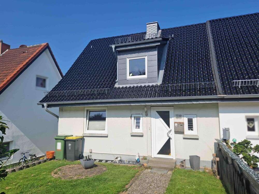 Vermietete Doppelhaushälfte mit Garten in Schleswig-Friedrichsberg, Schleswig Flensburg Kreis – Bild 2