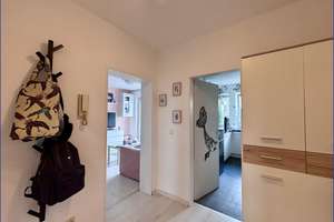Komfortable wohnen mit Weitblick- Gepflegte Eigentumswohnung mit Aufzug und Loggia in Essen-Kettwig – Die vollständige Adresse der Immobilie erhältst du vom Anbieter., 45219 Kettwig, Essen – Vorschaubild 3