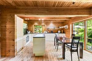 6-Zimmer-Wohntraum im Grünen - Holz-Blockhaus mit Sauna in Ohlstedt! – Die vollständige Adresse der Immobilie erhältst du vom Anbieter., 22397 Wohldorf-Ohlstedt, Hamburg – Vorschaubild 3
